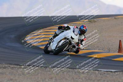 media/Oct-03-2022-Moto Forza (Mon) [[5f077a3730]]/Beginner Group/Session 5 (Turn 12)/